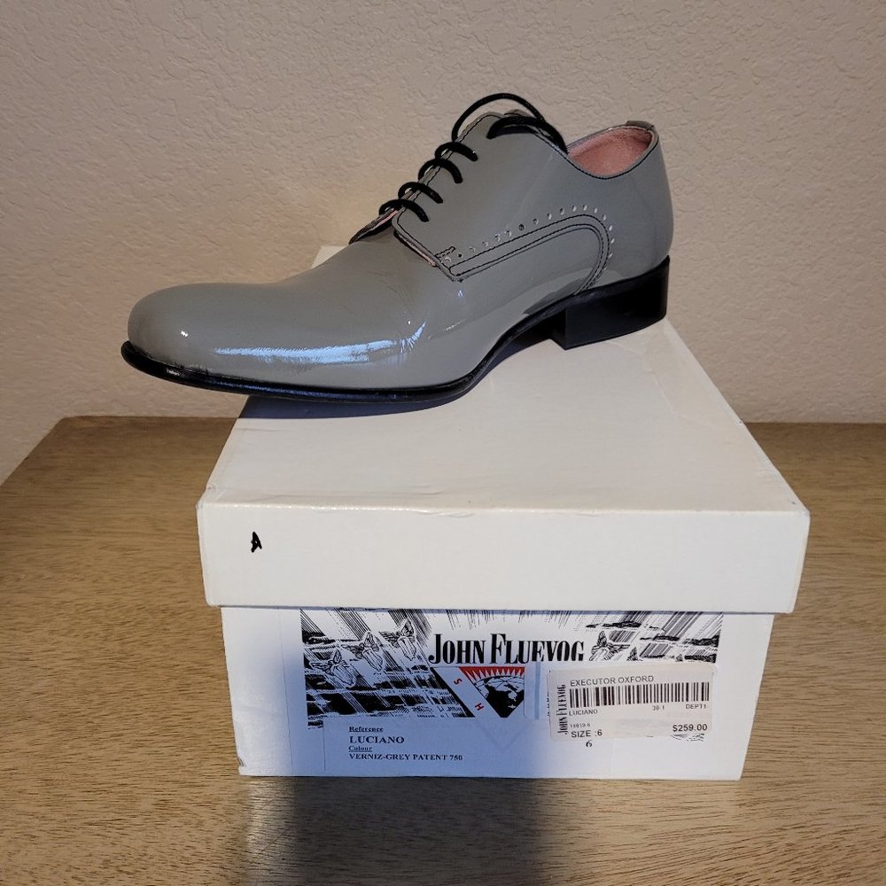 John Fluevog Unisex Dress Shoe